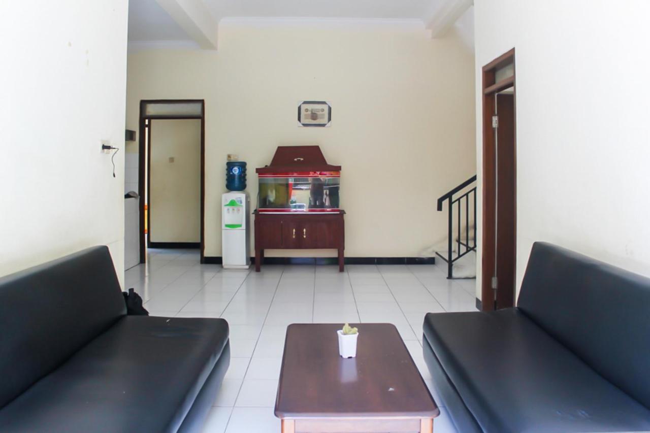 Koolkost Syariah Near Universitas Ahmad Dahlan Kampus 1 Yogyakarta Exterior foto